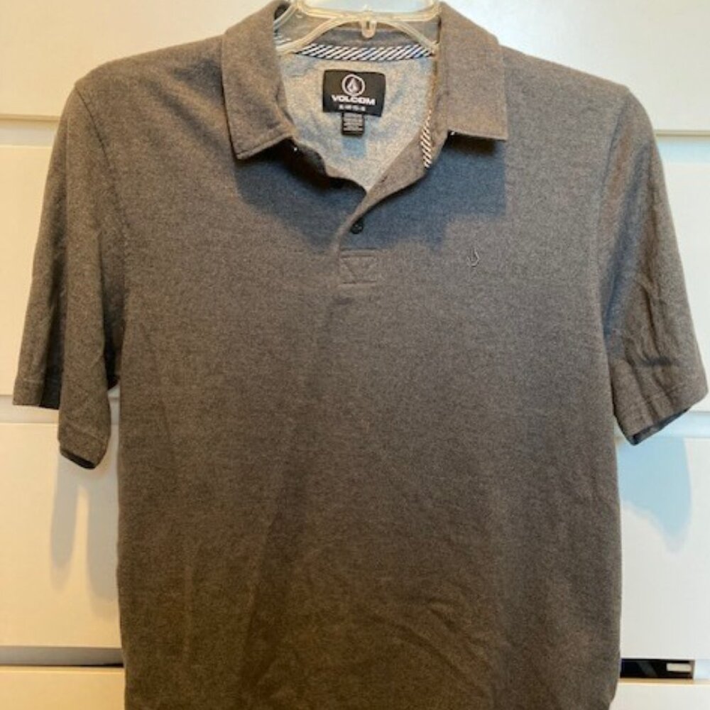 Child's Volcom Polo, size 14/16